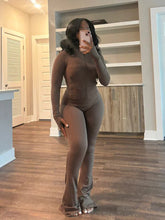 Load image into Gallery viewer, Sexy skinny long-sleeved slightly flared two-piece set AY3670