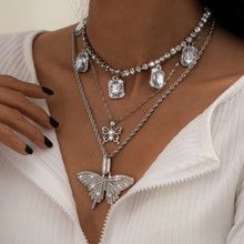 Load image into Gallery viewer, Hot-selling micro-encrusted large butterfly necklace