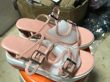 Load image into Gallery viewer, Hot selling classic sandals