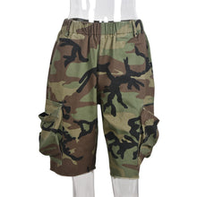 Load image into Gallery viewer, Camo Vintage Print Shorts AY2083
