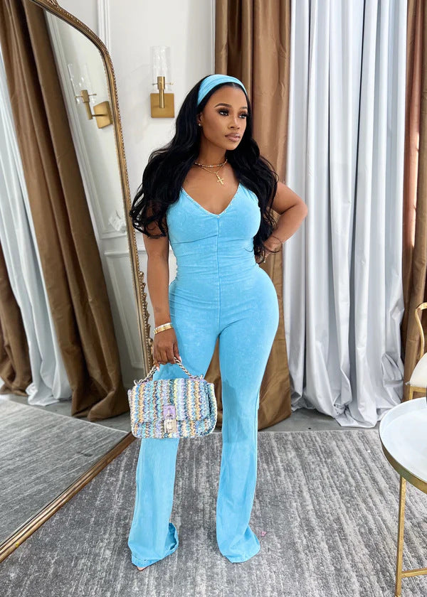 Washed V-neck denim jumpsuit with suspenders
