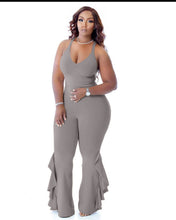 Load image into Gallery viewer, Fashion ruffled jumpsuit AY3068
