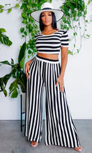 Load image into Gallery viewer, Sexy Striped Wide Leg Pants Set（AY2167）
