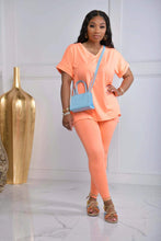 Load image into Gallery viewer, V Neck Solid Color Short Sleeve Two Piece Set（AY1840）
