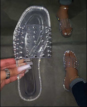 Load image into Gallery viewer, Fashion rivet crystal flat slippers（HPSD224）
