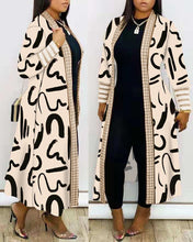 Load image into Gallery viewer, Fashionable printed long-sleeved patchwork coat AY2617
