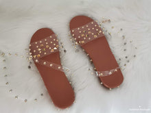 Load image into Gallery viewer, rivet fashion slippers
