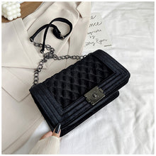 Load image into Gallery viewer, Velvet rhombus chain crossbody bag（AB2044）
