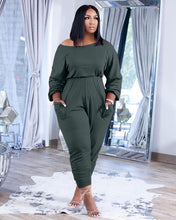 Load image into Gallery viewer, Casual slanted shoulder feet solid jumpsuit（AY1445）
