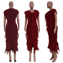 Load image into Gallery viewer, Solid color knitted sleeveless tassel dress（AY1547）
