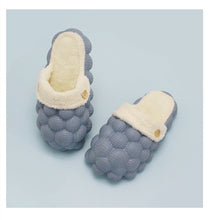 Load image into Gallery viewer, Plush cotton padded slippers ( HPSD239)
