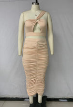 Load image into Gallery viewer, Sexy solid color pleated hollow skirt two-piece set（AY1661）
