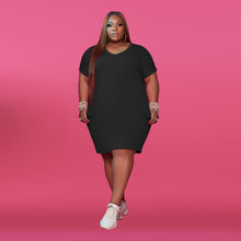 Load image into Gallery viewer, Plus size round neck solid color dress AY1044
