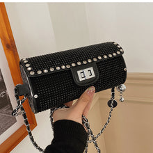 Load image into Gallery viewer, Diamond chain messenger bag（AB2056）
