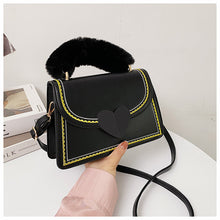 Load image into Gallery viewer, Love lock small square bag（AB2047）
