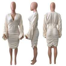 Load image into Gallery viewer, New pleated bubble sleeve dress（AY2502）
