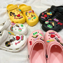Load image into Gallery viewer, Explosive style colorful hole shoes Baotou sandals（HPSD094)
