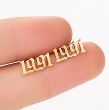 Load image into Gallery viewer, Years earrings (free shipping) SS40669
