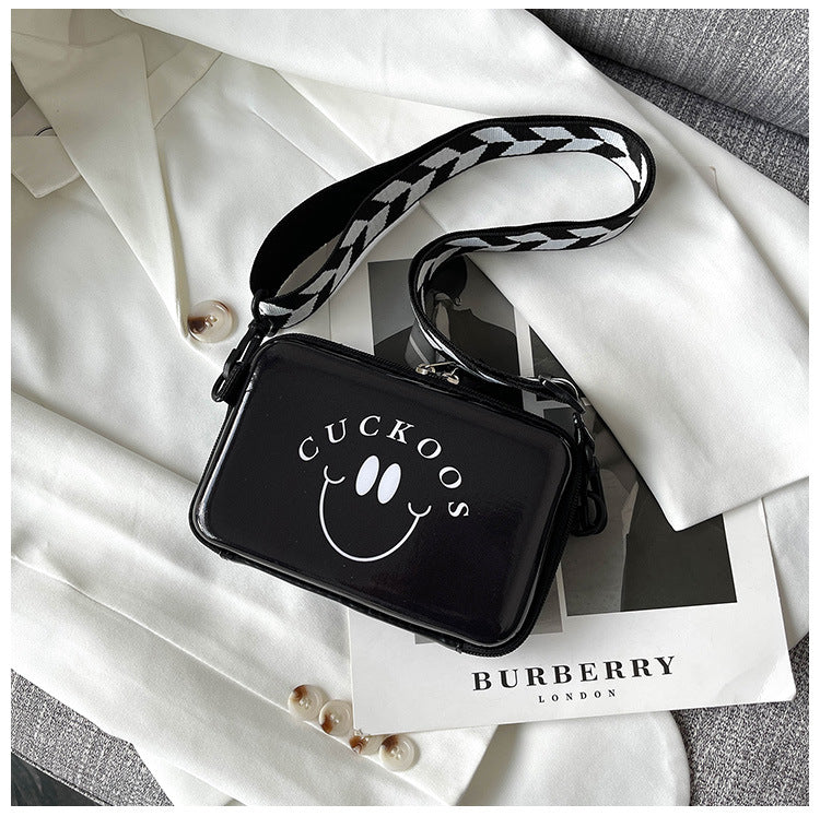 Trendy square box-shaped smiley crossbody bag（AB2035）